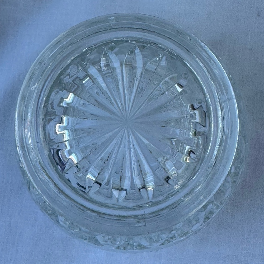 Wexford by Anchor Hocking, Glass Sugar Bowl, Clear Glass Textured Bowl - Picture 4 of 4